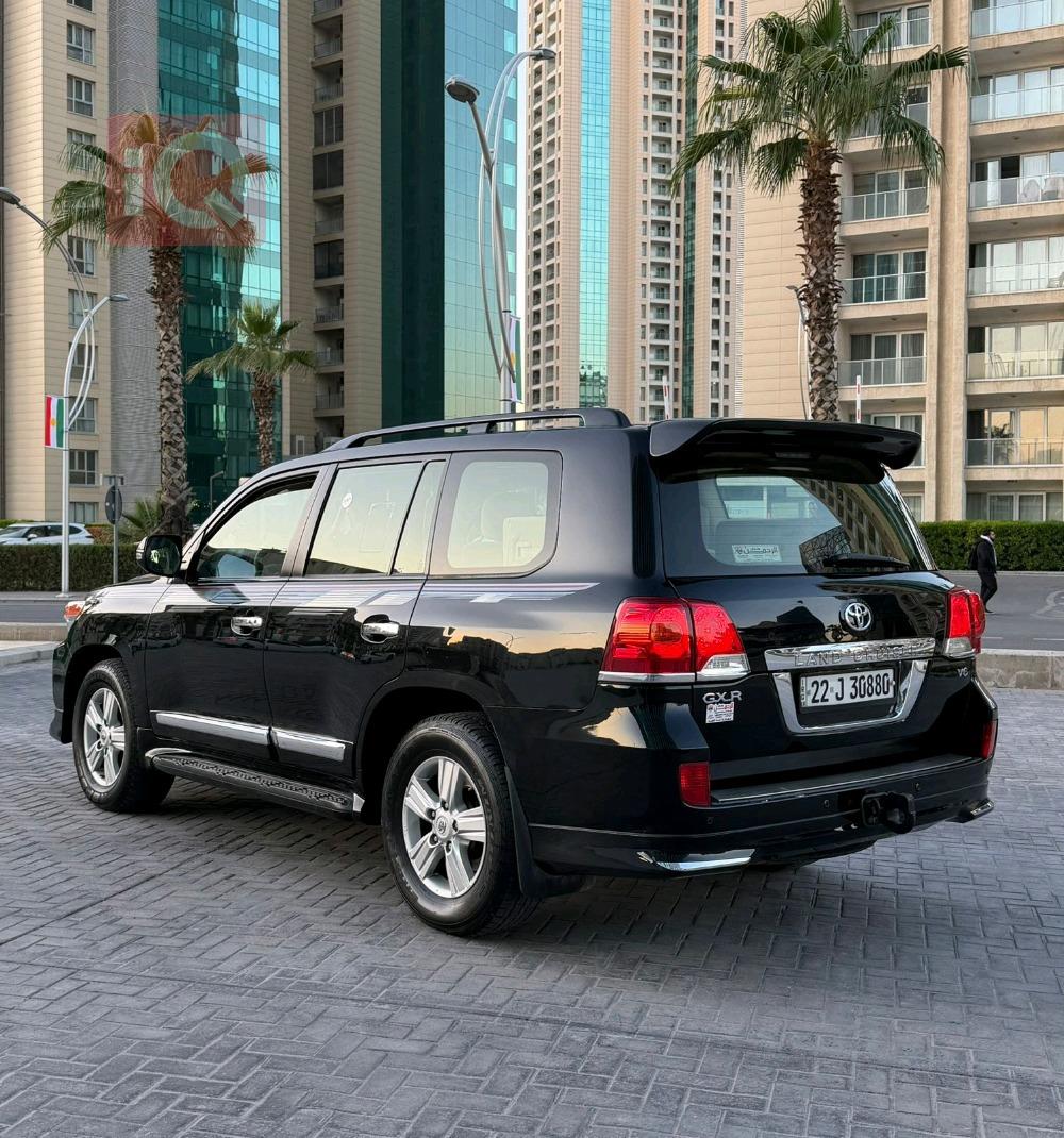 تويوتا لاندكروزر